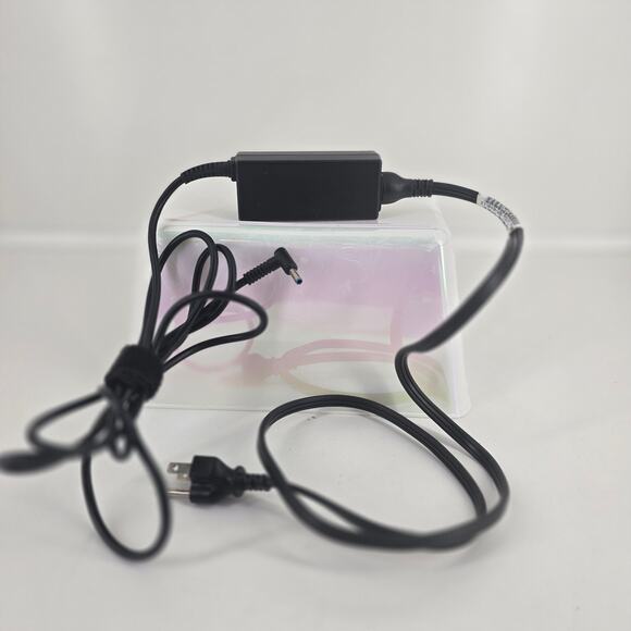 HP 45W Laptop AC Adapter Charger HSTNN-HA40 741727-001 OEM for Pavilion/Envy - Picture 1 of 4